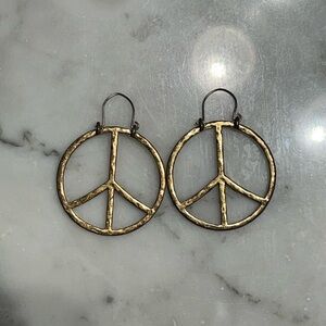 Lucky Brand peace sign earrings